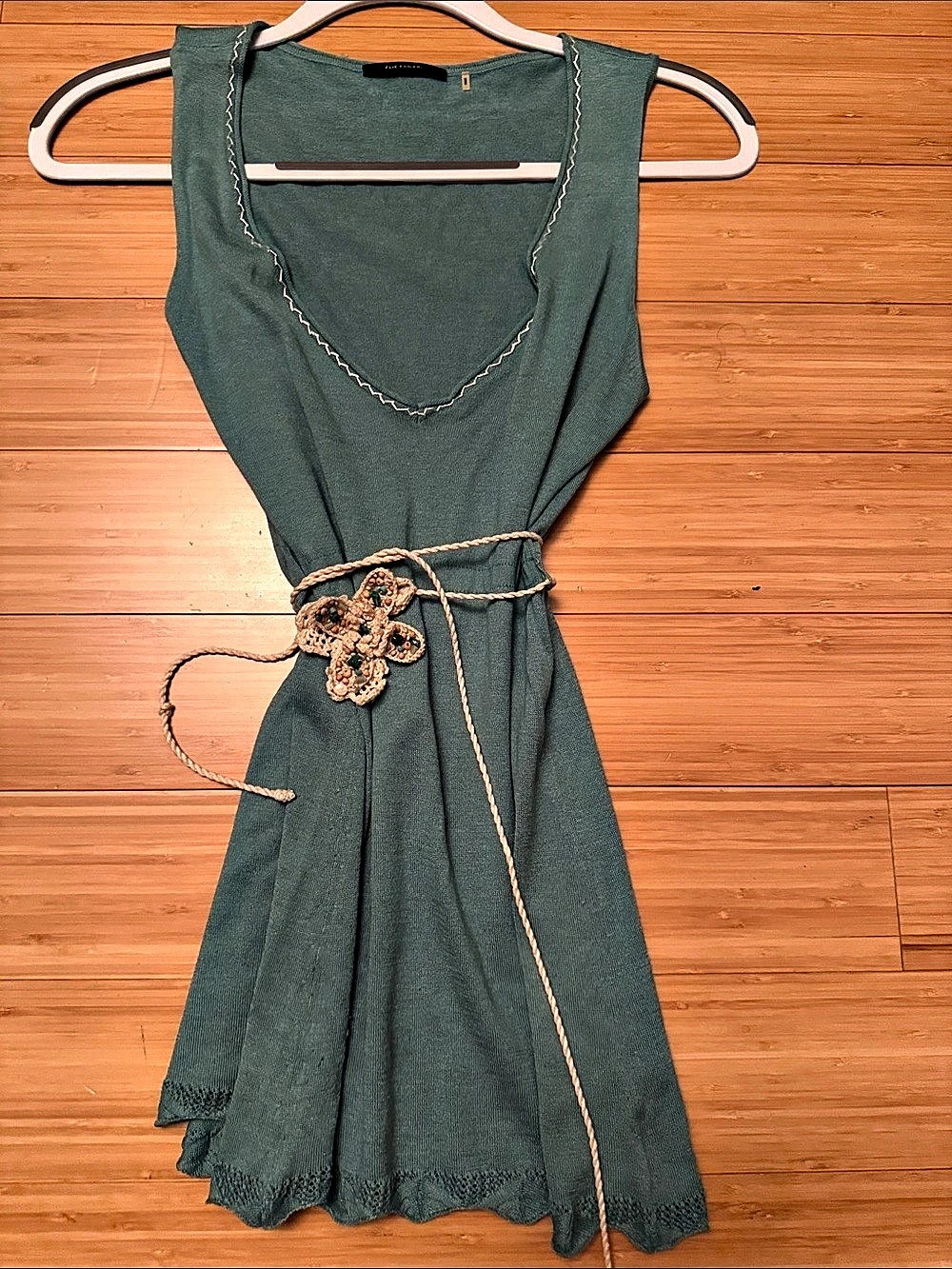 ELIE Tahari tunic/blouse in Green